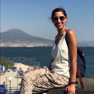 Meet your Posher, Luisa